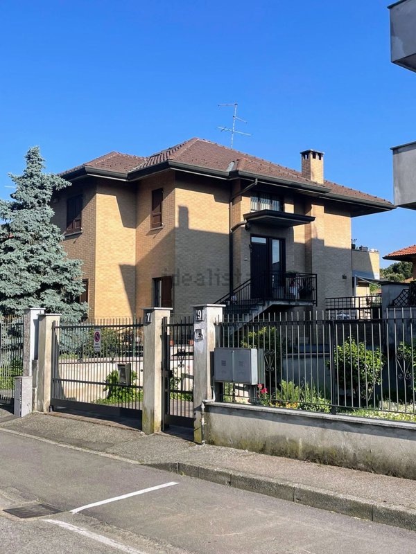appartamento in vendita a Bovisio-Masciago