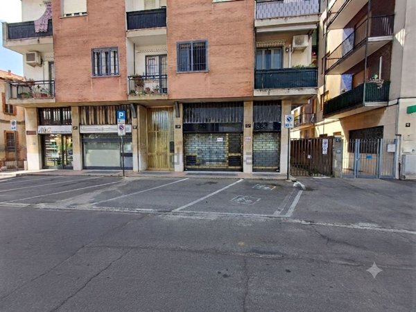 locale commerciale in vendita a Bovisio-Masciago