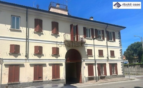 locale commerciale in vendita a Bovisio-Masciago