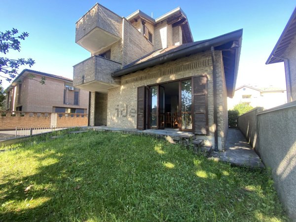 casa indipendente in vendita a Bovisio-Masciago