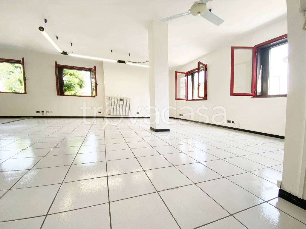 appartamento in vendita a Bovisio-Masciago