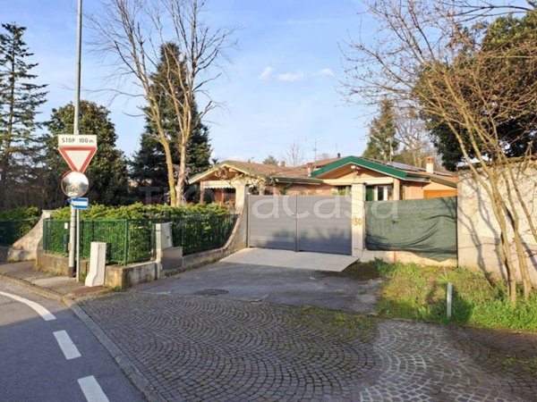 casa indipendente in vendita a Briosco