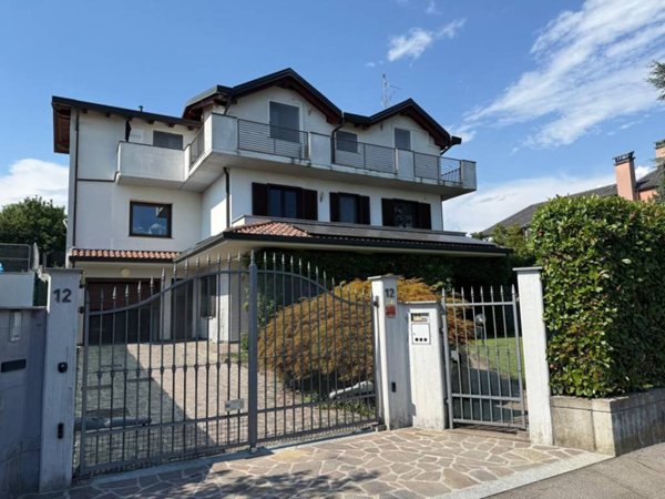 appartamento in vendita a Briosco