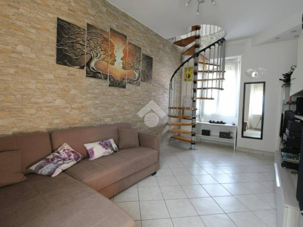 appartamento in vendita a Briosco in zona Capriano