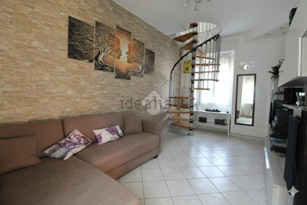 appartamento in vendita a Briosco in zona Capriano