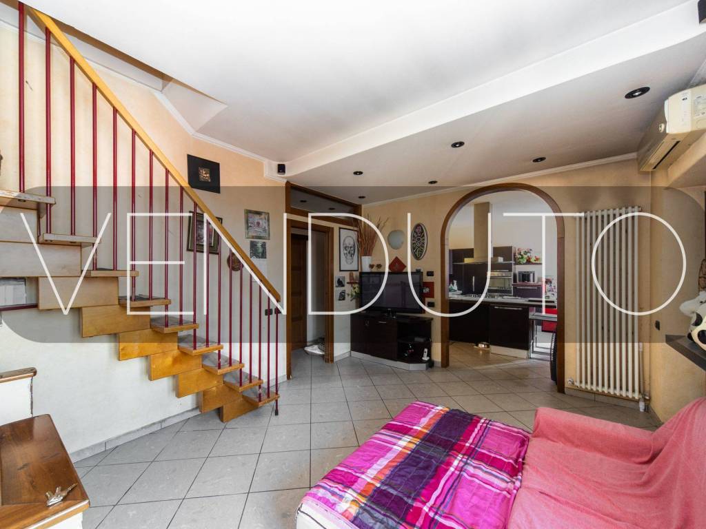 appartamento in vendita a Briosco in zona Capriano