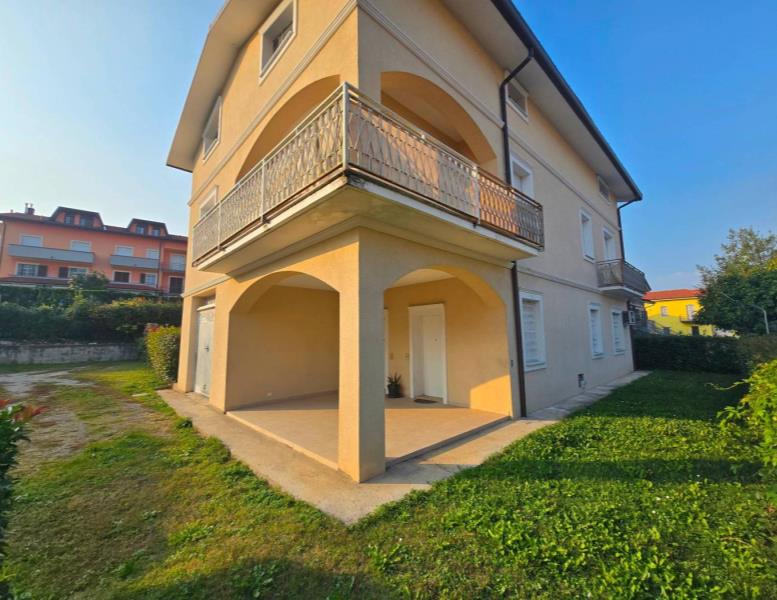 casa indipendente in vendita a Briosco in zona Capriano