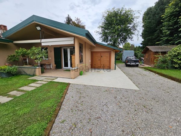 appartamento in vendita a Briosco in zona Capriano