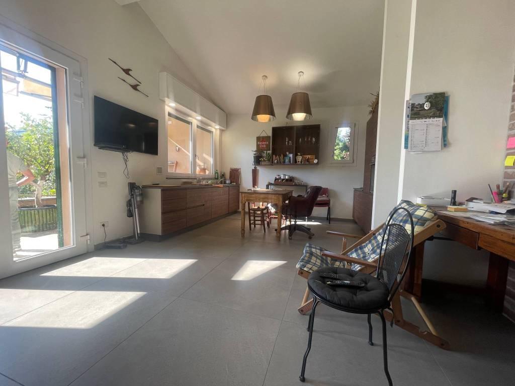 casa indipendente in vendita a Briosco in zona Capriano