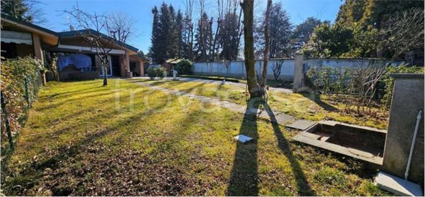 casa indipendente in vendita a Briosco