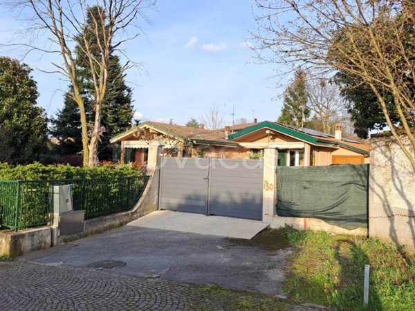 casa indipendente in vendita a Briosco