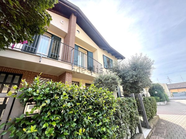 casa indipendente in vendita a Briosco in zona Capriano