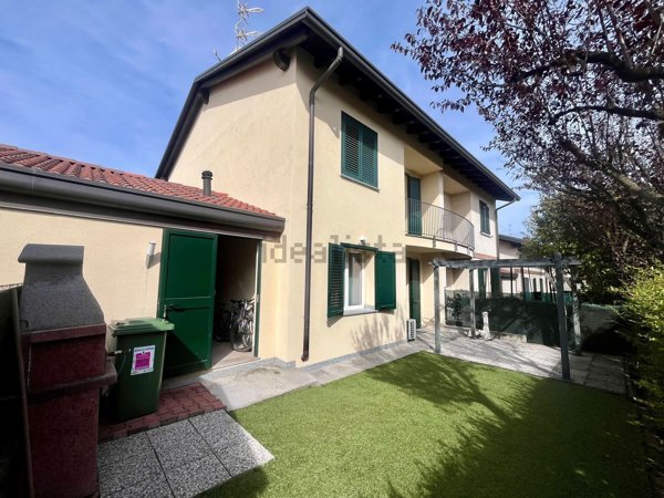casa indipendente in vendita a Briosco in zona Capriano