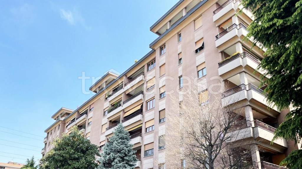 ufficio in vendita a Brugherio
