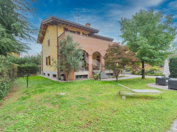 casa indipendente in vendita a Brugherio