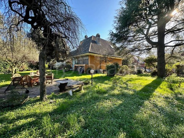 casa indipendente in vendita a Brugherio