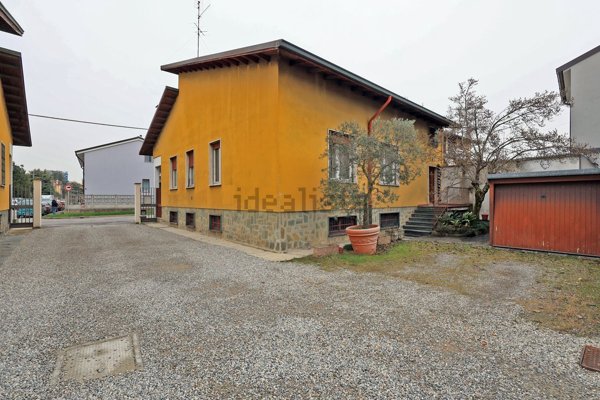 casa indipendente in vendita a Brugherio