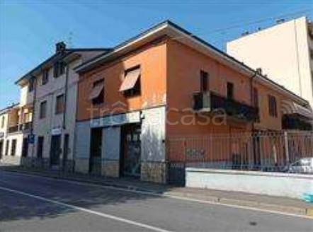 negozio in vendita a Brugherio