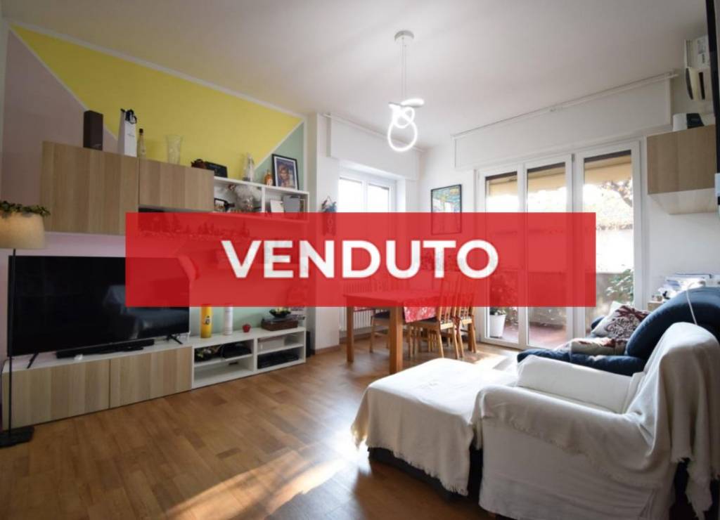appartamento in vendita a Brugherio in zona Dorderio