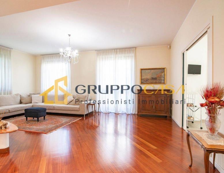 casa indipendente in vendita a Brugherio