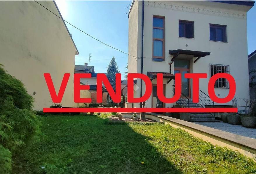 casa indipendente in vendita a Brugherio
