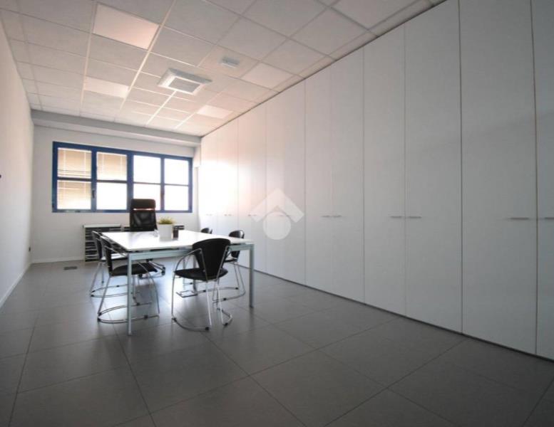 ufficio in vendita a Brugherio