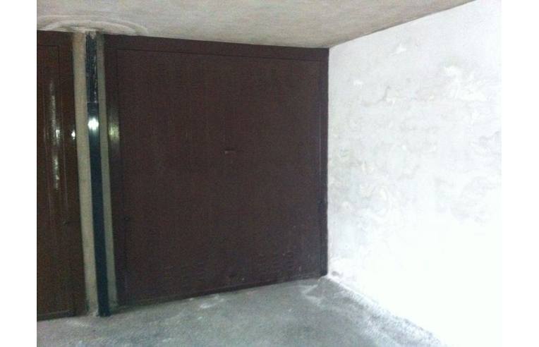 locale di sgombero in vendita a Brugherio