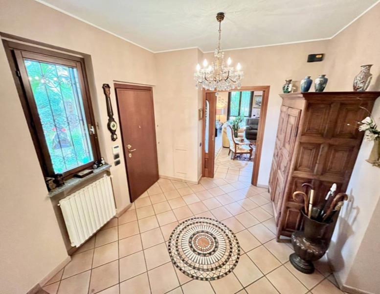 casa indipendente in vendita a Brugherio