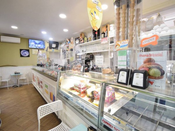 negozio in vendita a Brugherio