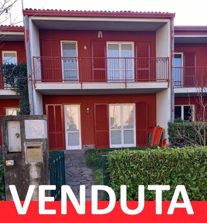casa indipendente in vendita a Brugherio