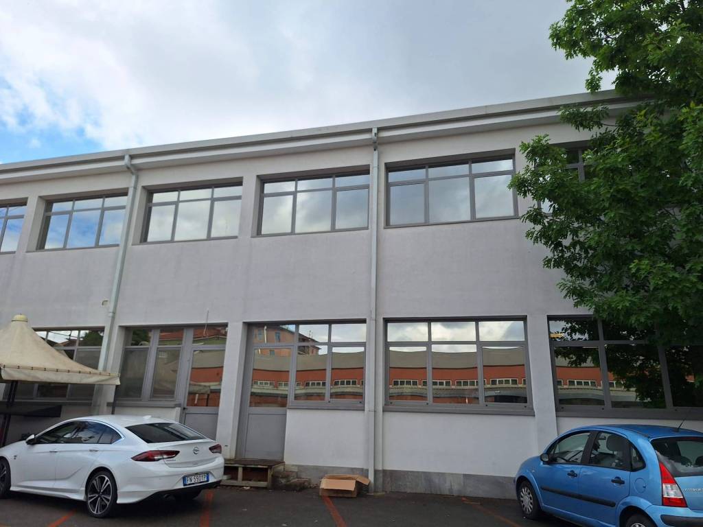 intera palazzina in vendita a Brugherio