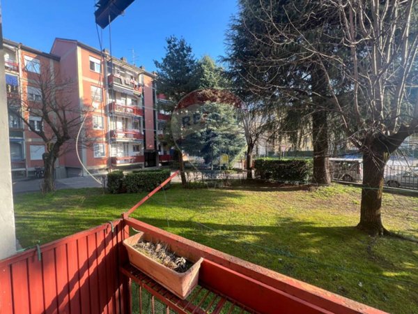 appartamento in vendita a Brugherio in zona Dorderio