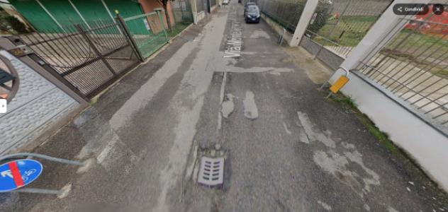 negozio in vendita a Brugherio