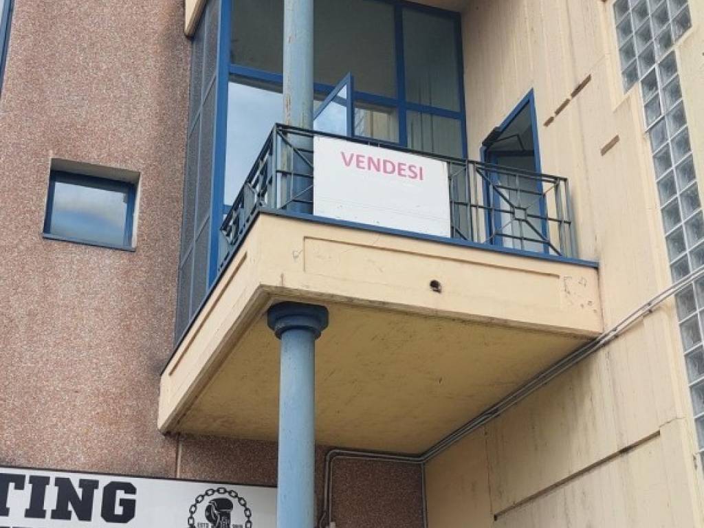 ufficio in vendita a Brugherio
