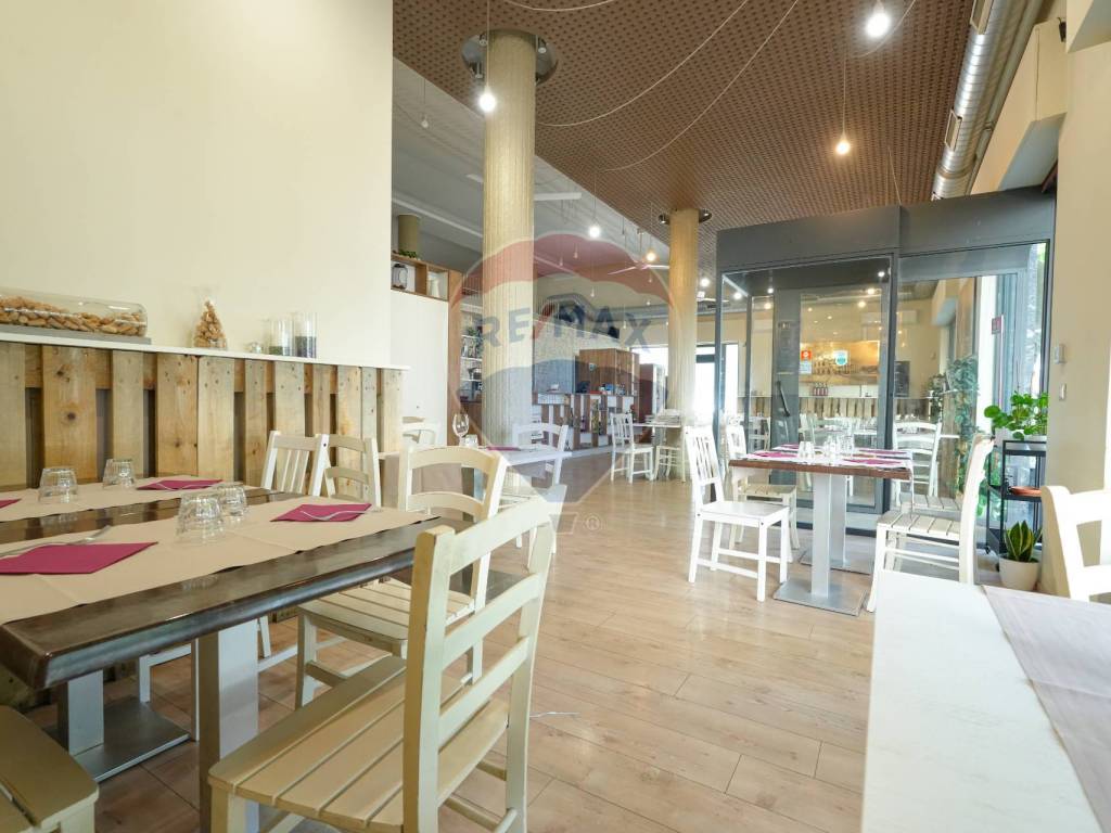 negozio in vendita a Brugherio