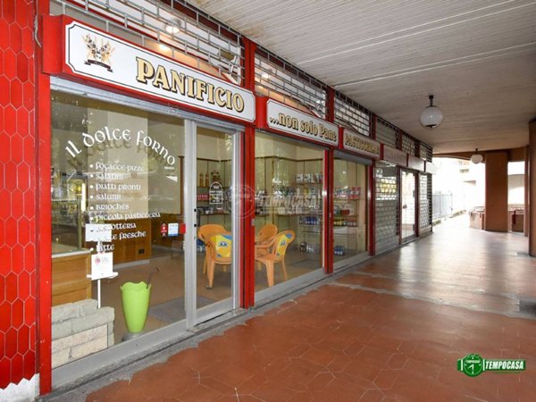 negozio in vendita a Brugherio