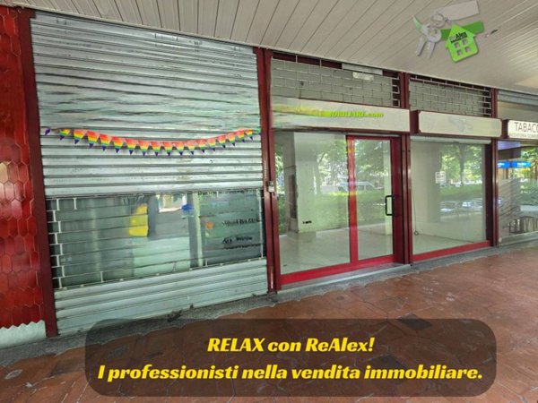 negozio in vendita a Brugherio