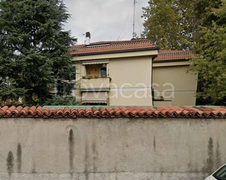 negozio in vendita a Brugherio