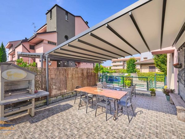 casa indipendente in vendita a Brugherio