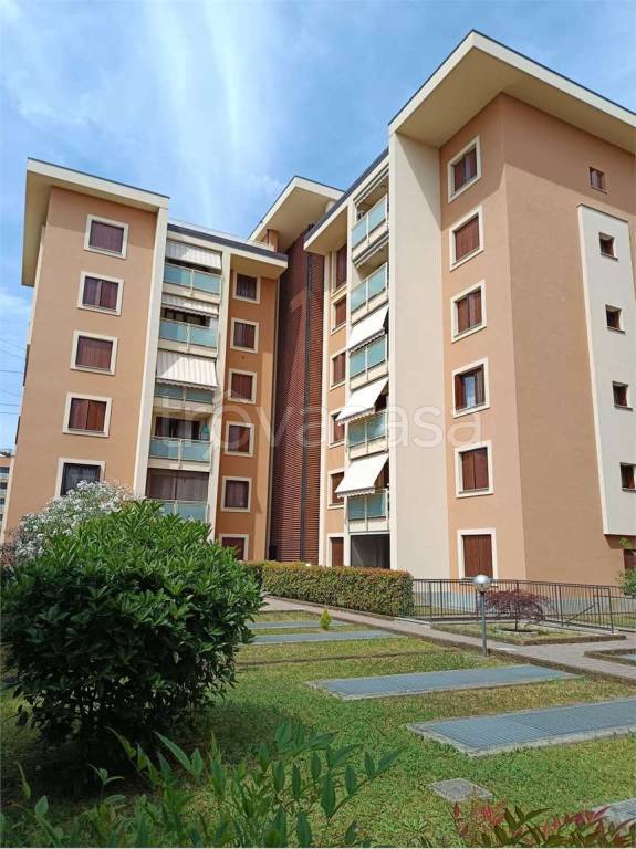 appartamento in vendita a Brugherio