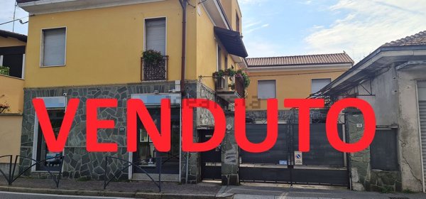 negozio in vendita a Brugherio