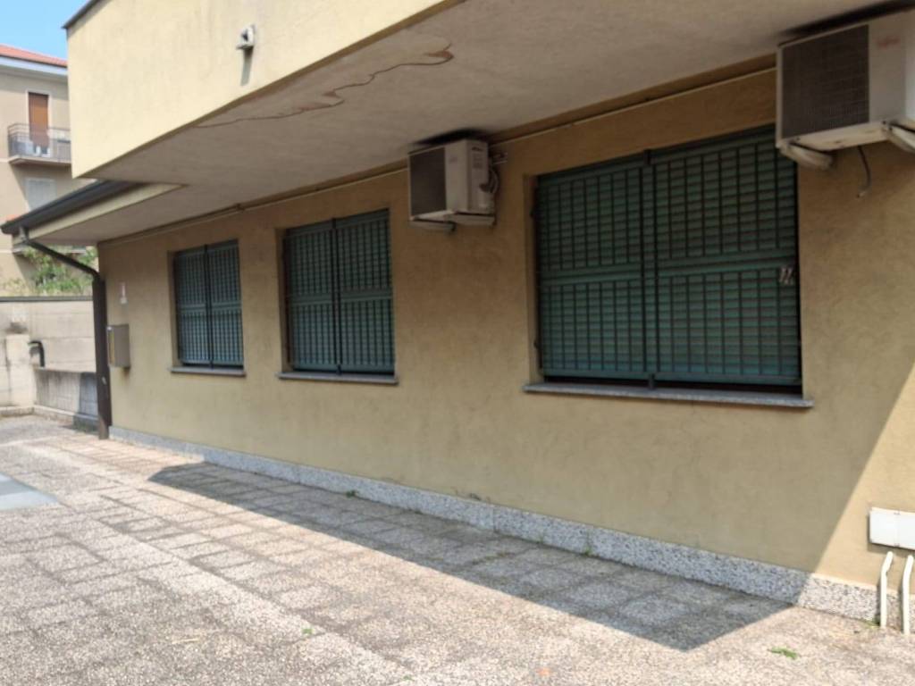 ufficio in vendita a Brugherio