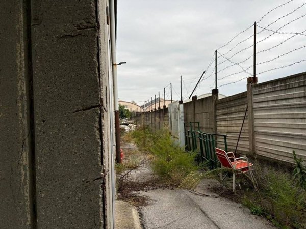 capannone in vendita a Brugherio