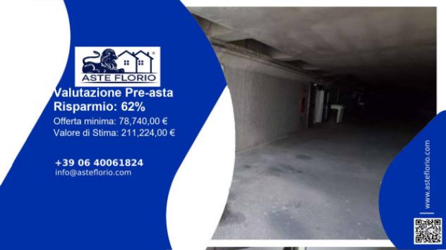 locale commerciale in vendita a Brugherio