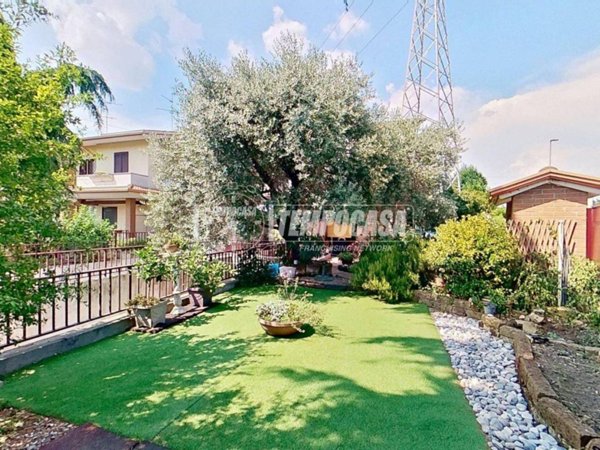 casa indipendente in vendita a Brugherio