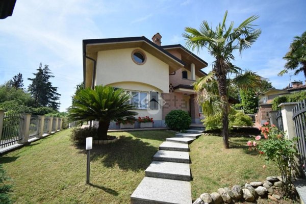 casa indipendente in vendita a Brugherio