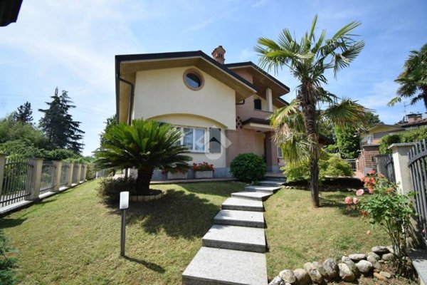 casa indipendente in vendita a Brugherio