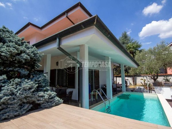 casa indipendente in vendita a Brugherio