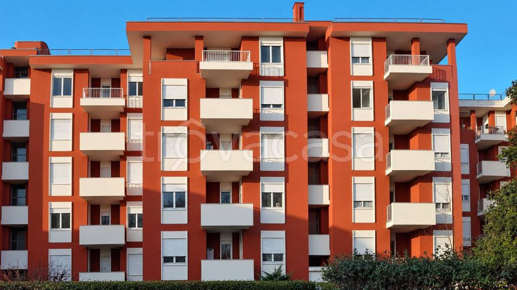 appartamento in vendita a Brugherio in zona San Damiano