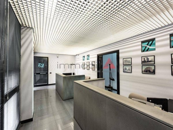 negozio in vendita a Brugherio